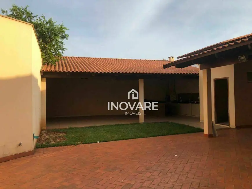 Foto 8 de Casa com 4 quartos para alugar, 200m2 em Setor Luz, Itumbiara - GO