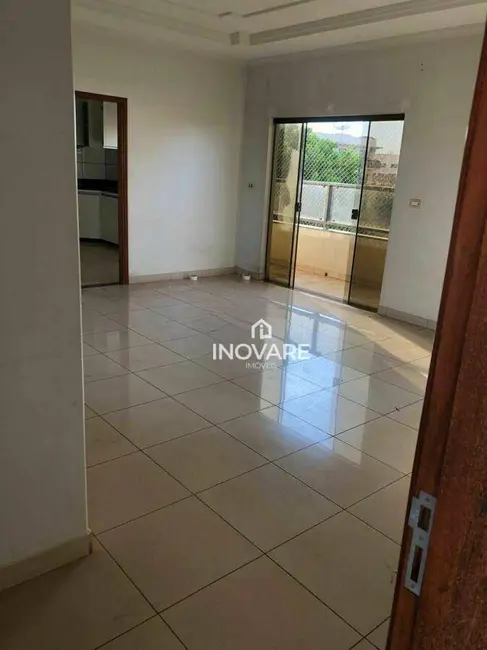 Foto 3 de Casa com 4 quartos para alugar, 200m2 em Setor Luz, Itumbiara - GO