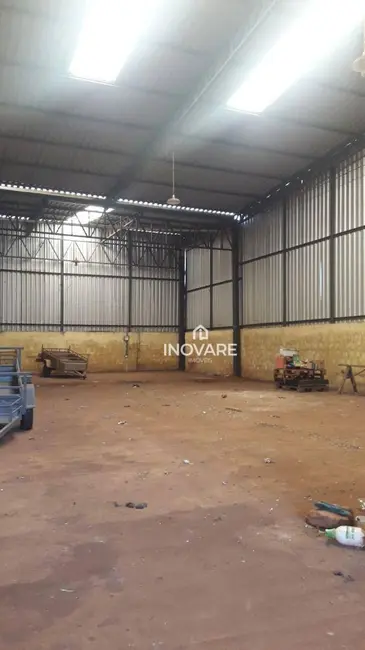 Armazém / Galpão à venda e para alugar, 360m2 em Itumbiara - GO - imagem 4 Foto 4 de Armazém / Galpão à venda e para alugar, 360m2 em Itumbiara - GO
