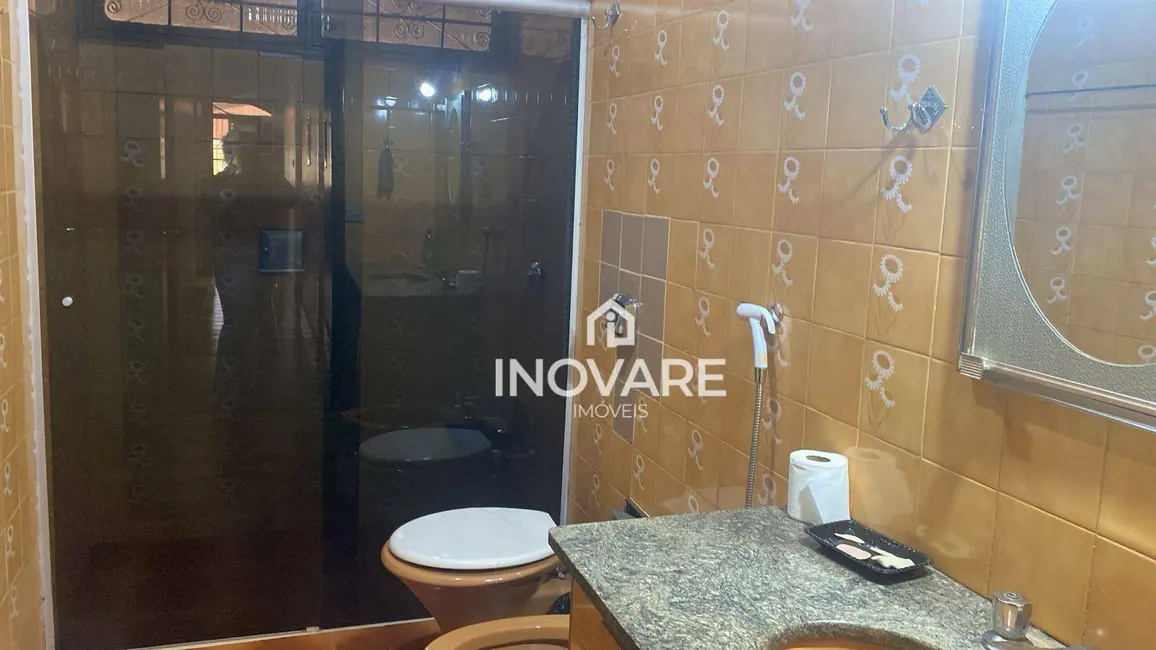 Casa com 3 quartos para alugar, 360m2 em Itumbiara - GO - imagem 7 Foto 7 de Casa com 3 quartos para alugar, 360m2 em Itumbiara - GO