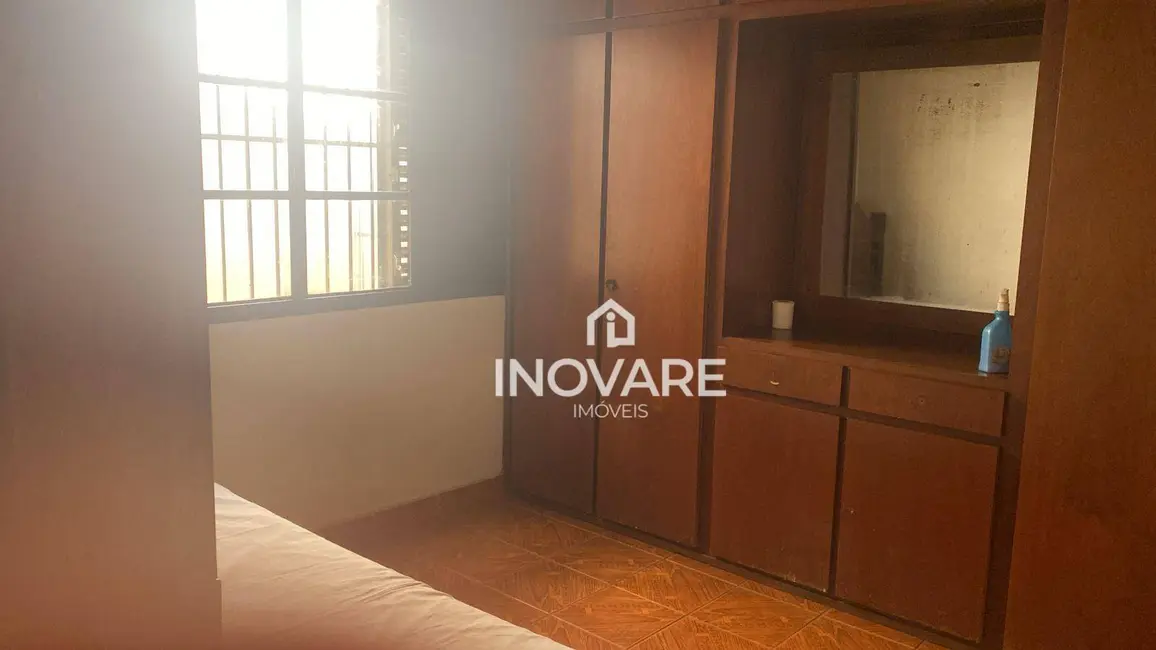 Casa com 3 quartos para alugar, 360m2 em Itumbiara - GO - imagem 6 Foto 6 de Casa com 3 quartos para alugar, 360m2 em Itumbiara - GO