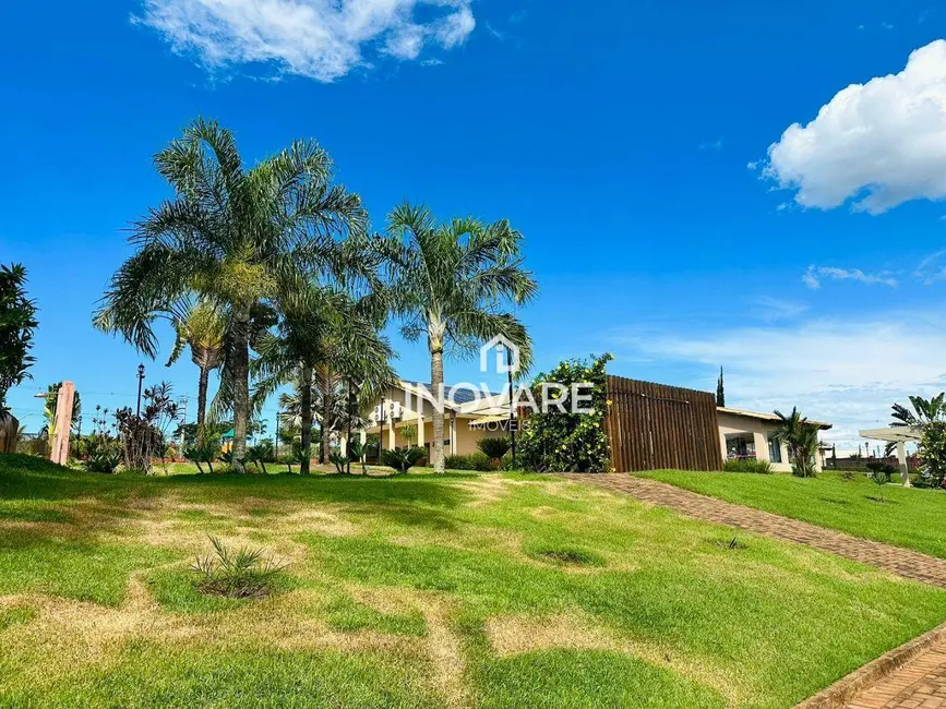 Foto 5 de Terreno / Lote à venda, 408m2 em Arapora - MG