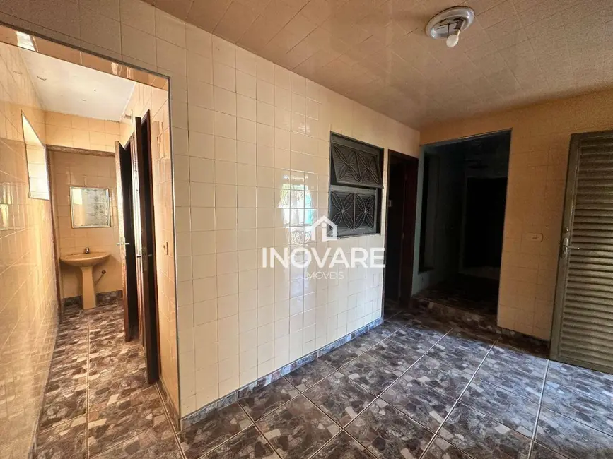 Casa com 2 quartos à venda, 430m2 em Alto da Boa Vista, Itumbiara - GO - imagem 7 Foto 7 de Casa com 2 quartos à venda, 430m2 em Alto da Boa Vista, Itumbiara - GO