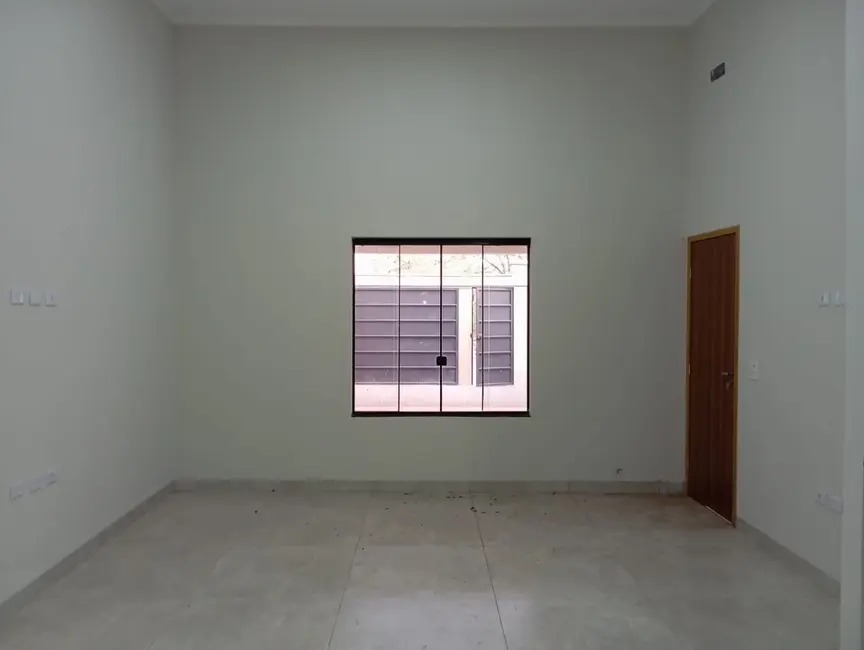 Casa com 3 quartos à venda, 240m2 em Setor Anhanguera, Itumbiara - GO - imagem 4 Foto 4 de Casa com 3 quartos à venda, 240m2 em Setor Anhanguera, Itumbiara - GO
