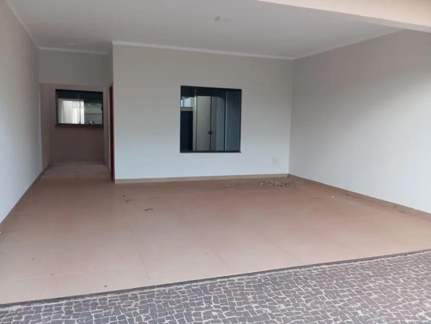 Foto 2 de Casa com 3 quartos à venda, 240m2 em Setor Anhanguera, Itumbiara - GO