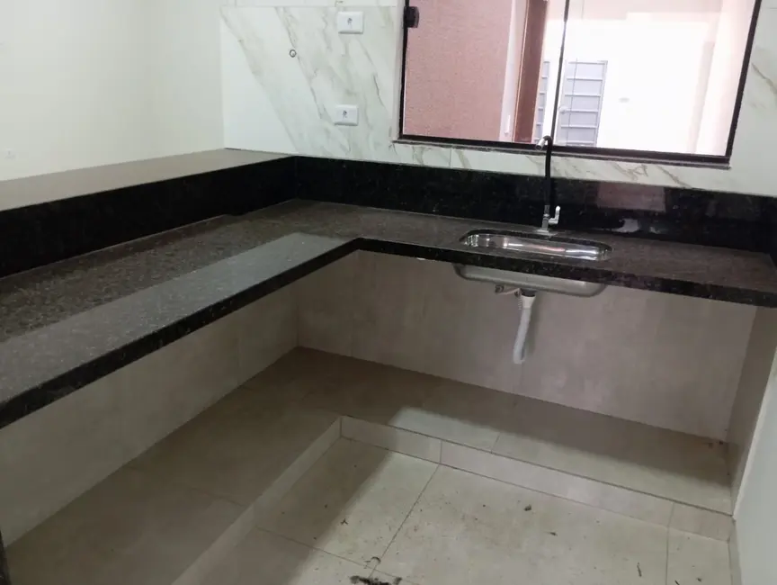 Casa com 3 quartos à venda, 240m2 em Setor Anhanguera, Itumbiara - GO - imagem 5 Foto 5 de Casa com 3 quartos à venda, 240m2 em Setor Anhanguera, Itumbiara - GO