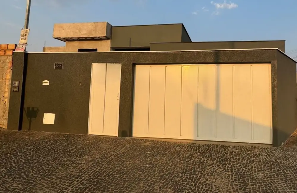 Foto 2 de Casa com 3 quartos à venda, 300m2 em Jardim Liberdade, Itumbiara - GO