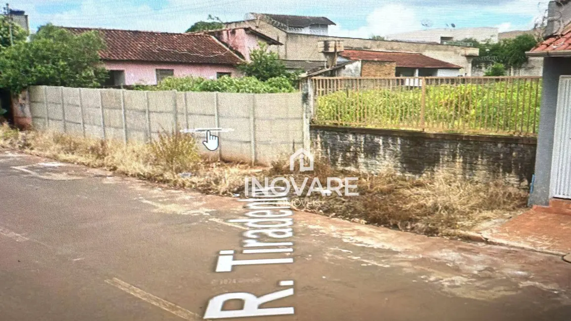 Foto 1 de Terreno / Lote à venda, 989m2 em Itumbiara - GO