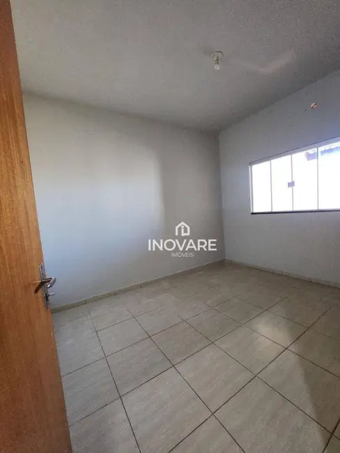 Casa com 3 quartos à venda, 300m2 em Setor Buritys, Itumbiara - GO - imagem 7 Foto 7 de Casa com 3 quartos à venda, 300m2 em Setor Buritys, Itumbiara - GO