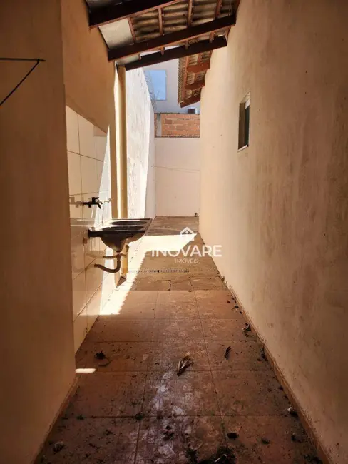 Casa com 3 quartos à venda, 300m2 em Setor Buritys, Itumbiara - GO - imagem 9 Foto 9 de Casa com 3 quartos à venda, 300m2 em Setor Buritys, Itumbiara - GO