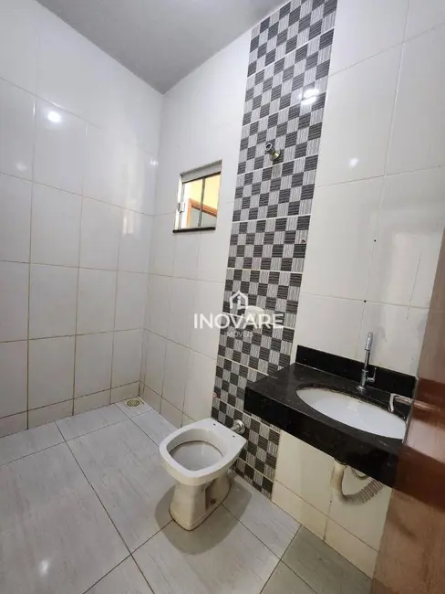 Casa com 3 quartos à venda, 300m2 em Setor Buritys, Itumbiara - GO - imagem 8 Foto 8 de Casa com 3 quartos à venda, 300m2 em Setor Buritys, Itumbiara - GO