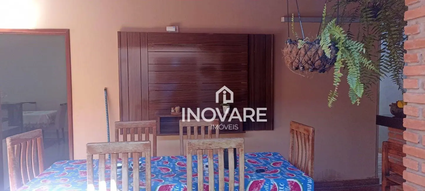 Casa com 3 quartos à venda, 250m2 em Jardim Liberdade, Itumbiara - GO - imagem 9 Foto 9 de Casa com 3 quartos à venda, 250m2 em Jardim Liberdade, Itumbiara - GO
