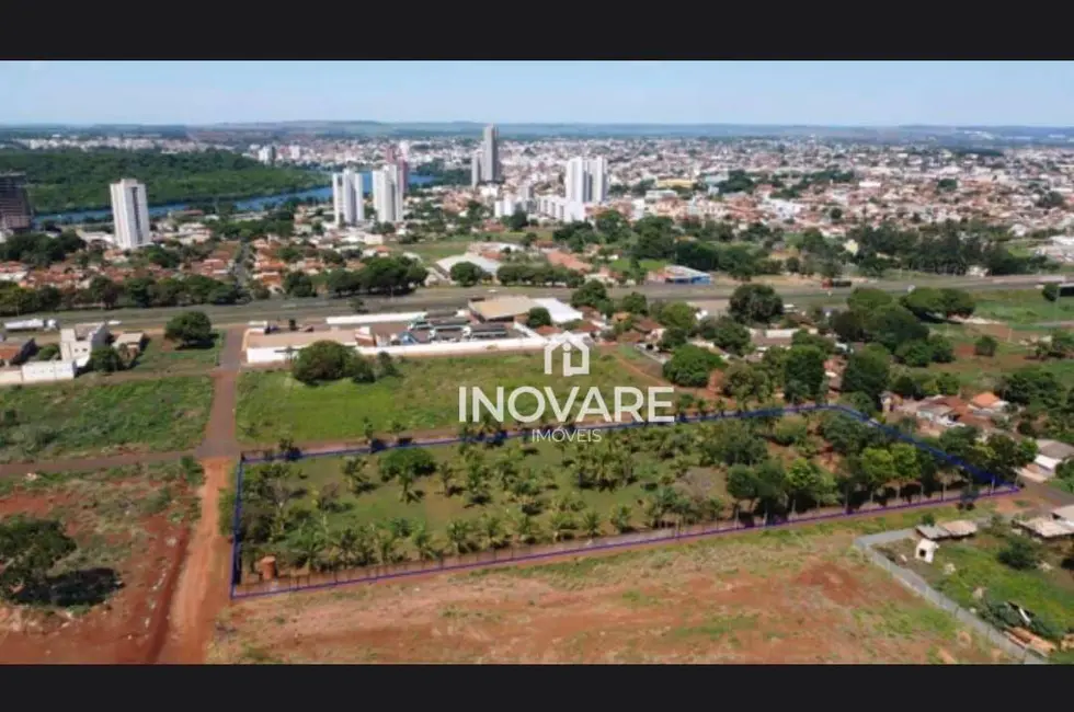 Foto 1 de Sala Comercial à venda, 9360m2 em Itumbiara - GO