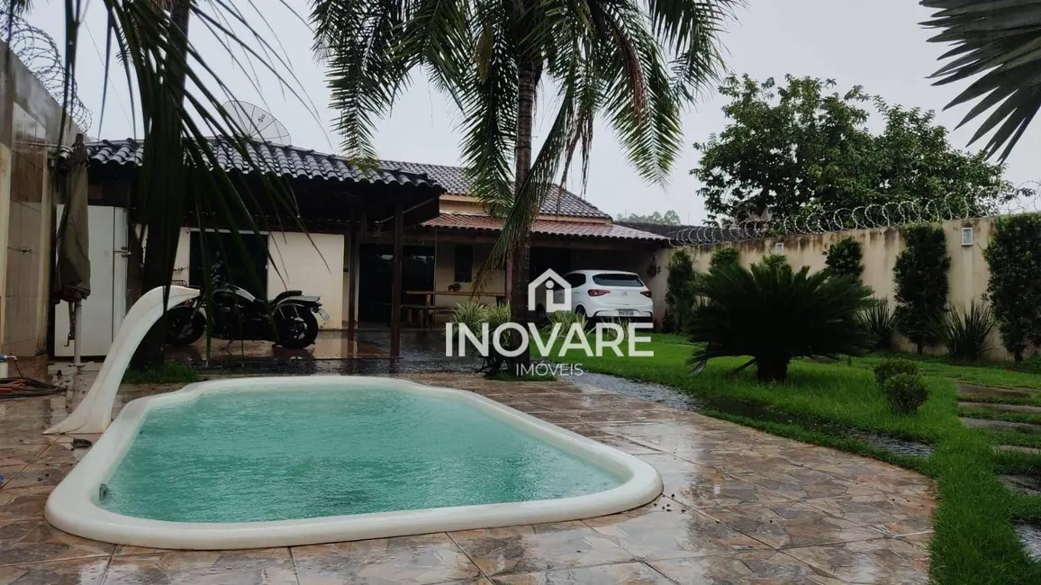 Foto 2 de Casa com 3 quartos à venda, 360m2 em Itumbiara - GO