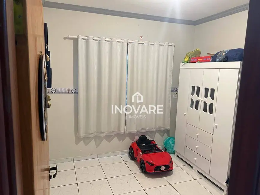 Foto 8 de Casa com 3 quartos à venda, 250m2 em Itumbiara - GO