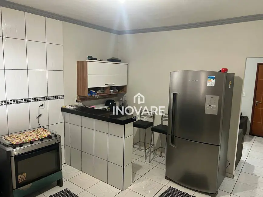 Foto 5 de Casa com 3 quartos à venda, 250m2 em Itumbiara - GO