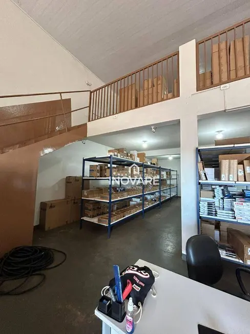 Armazém / Galpão à venda e para alugar, 348m2 em Setor Planalto, Itumbiara - GO - imagem 4 Foto 4 de Armazém / Galpão à venda e para alugar, 348m2 em Setor Planalto, Itumbiara - GO