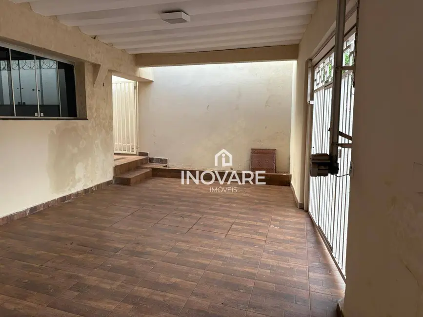 Foto 7 de Casa com 3 quartos para alugar, 391m2 em Itumbiara - GO