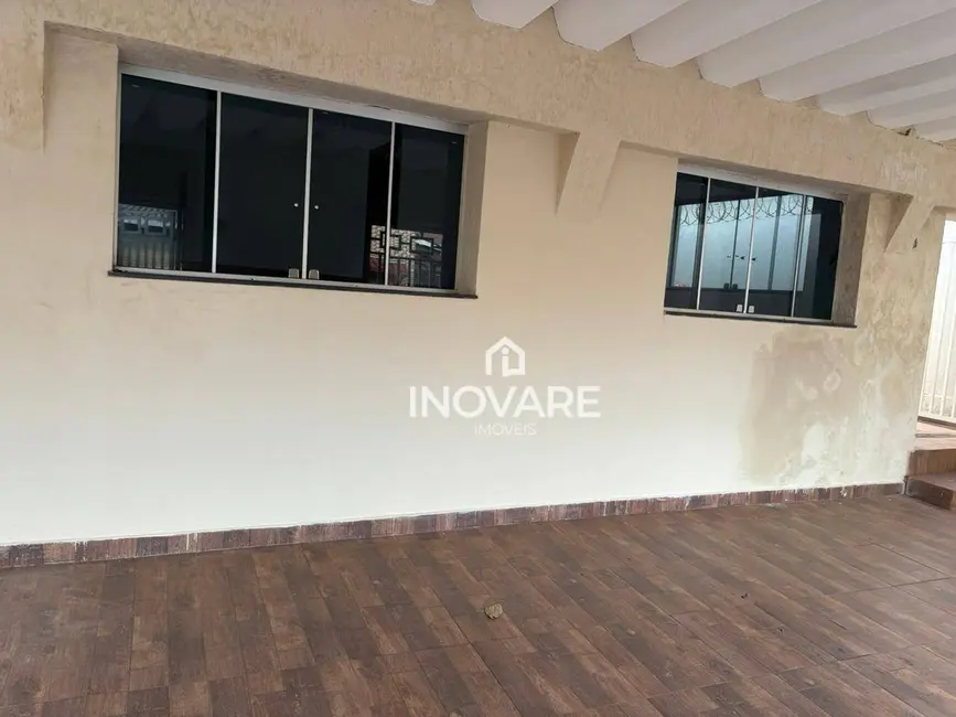 Foto 6 de Casa com 3 quartos para alugar, 391m2 em Itumbiara - GO