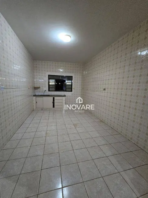 Foto 2 de Apartamento com 3 quartos para alugar, 140m2 em Alto da Boa Vista, Itumbiara - GO