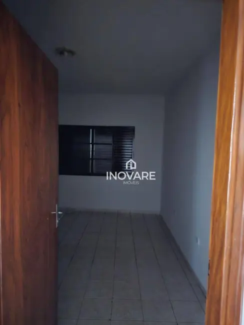 Apartamento com 3 quartos para alugar, 140m2 em Alto da Boa Vista, Itumbiara - GO - imagem 5 Foto 5 de Apartamento com 3 quartos para alugar, 140m2 em Alto da Boa Vista, Itumbiara - GO