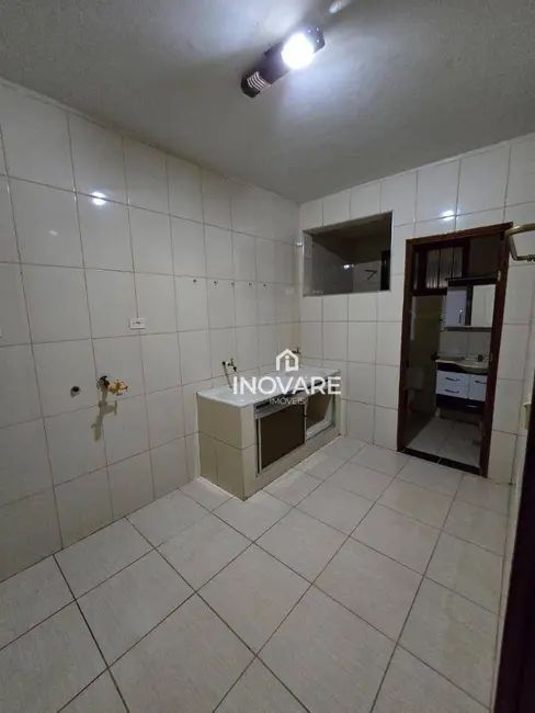 Apartamento com 3 quartos para alugar, 140m2 em Alto da Boa Vista, Itumbiara - GO - imagem 7 Foto 7 de Apartamento com 3 quartos para alugar, 140m2 em Alto da Boa Vista, Itumbiara - GO