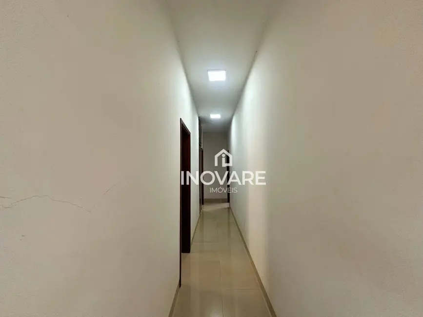 Foto 7 de Casa com 3 quartos para alugar, 360m2 em Itumbiara - GO