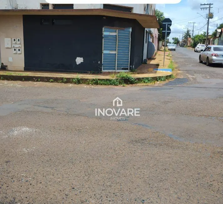 Casa com 8 quartos à venda, 400m2 em Setor Bela Vista, Itumbiara - GO - imagem 6 Foto 6 de Casa com 8 quartos à venda, 400m2 em Setor Bela Vista, Itumbiara - GO
