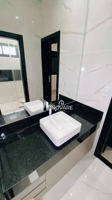 Foto 21 de Casa com 4 quartos à venda em Residencial Jardim Primavera, Itumbiara - GO