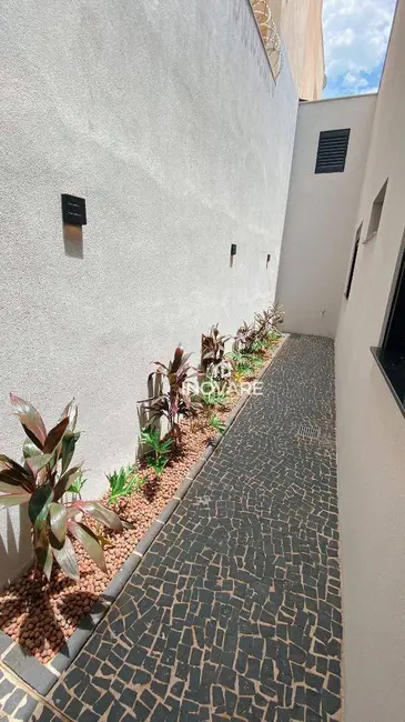 Foto 25 de Casa com 4 quartos à venda em Residencial Jardim Primavera, Itumbiara - GO