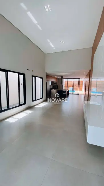 Foto 3 de Casa com 4 quartos à venda em Residencial Jardim Primavera, Itumbiara - GO