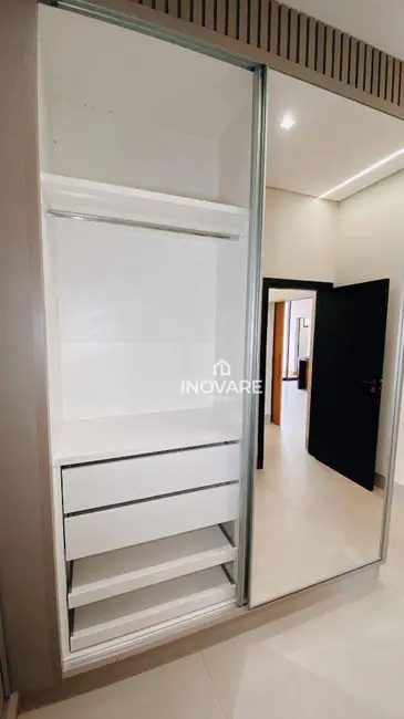Foto 14 de Casa com 4 quartos à venda em Residencial Jardim Primavera, Itumbiara - GO