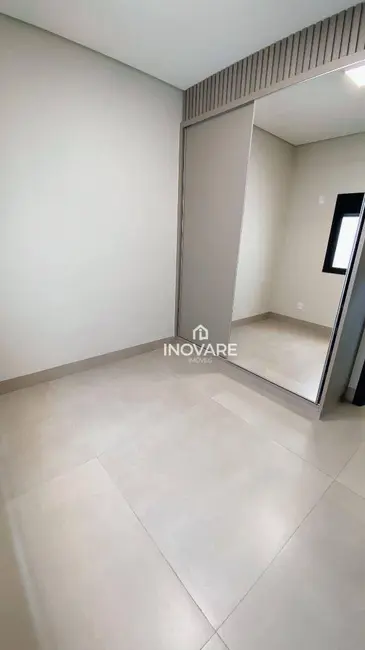 Foto 22 de Casa com 4 quartos à venda em Residencial Jardim Primavera, Itumbiara - GO