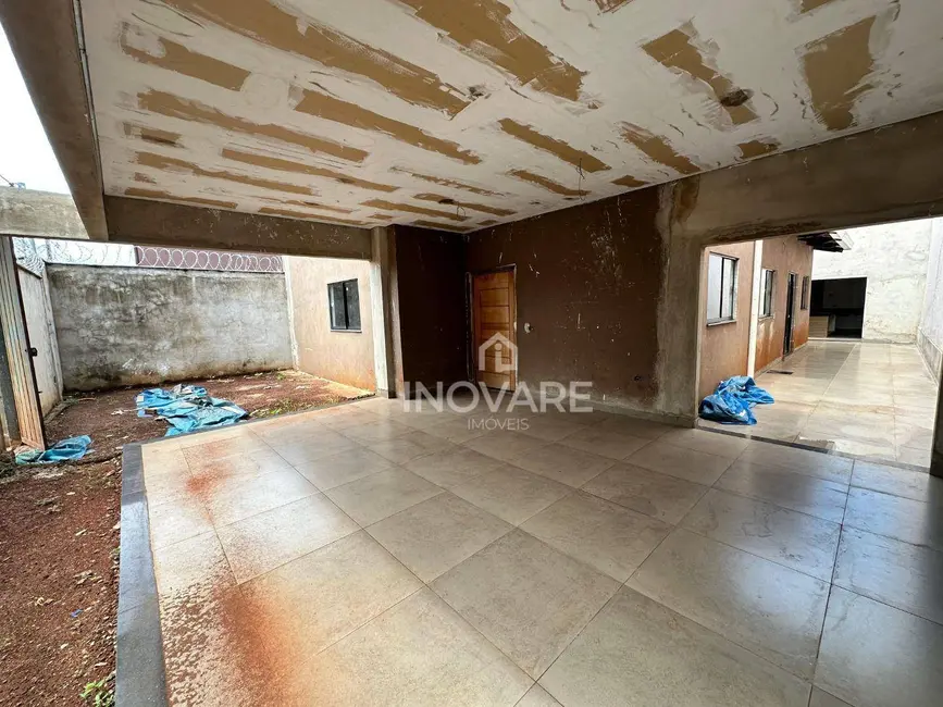 Foto 2 de Casa com 3 quartos à venda, 300m2 em Itumbiara - GO