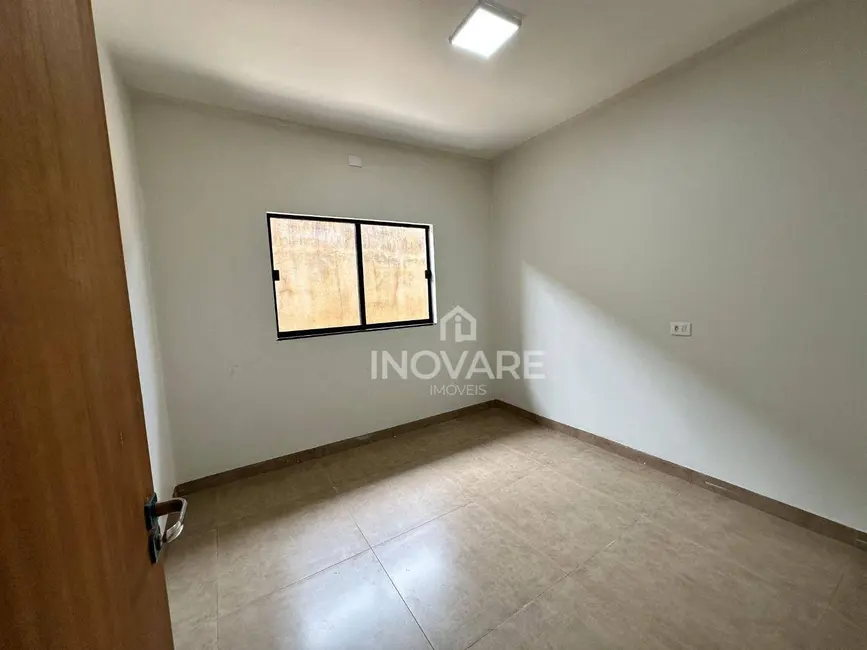 Casa com 3 quartos à venda, 300m2 em Itumbiara - GO - imagem 8 Foto 8 de Casa com 3 quartos à venda, 300m2 em Itumbiara - GO