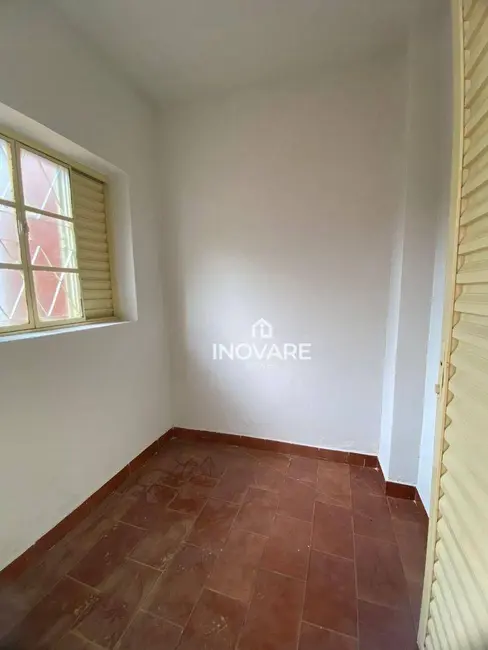 Foto 9 de Casa com 2 quartos para alugar, 156m2 em Itumbiara - GO
