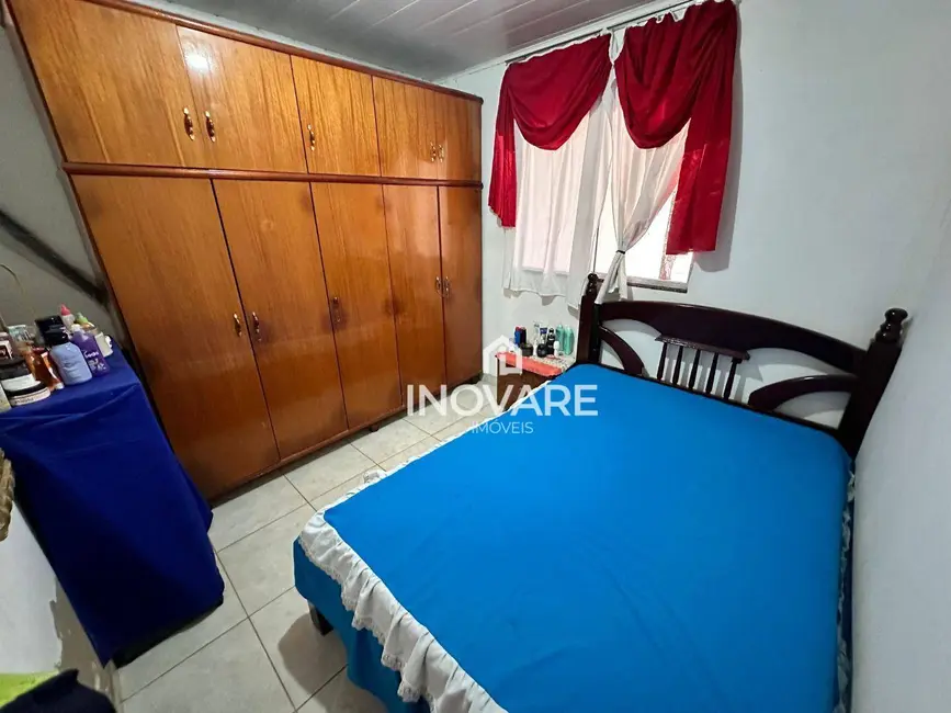 Foto 5 de Casa com 3 quartos à venda, 408m2 em Itumbiara - GO