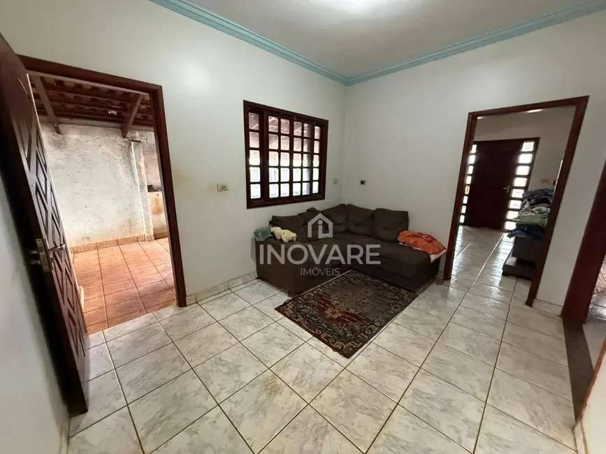 Foto 5 de Sobrado com 3 quartos à venda, 250m2 em Jardim Liberdade, Itumbiara - GO