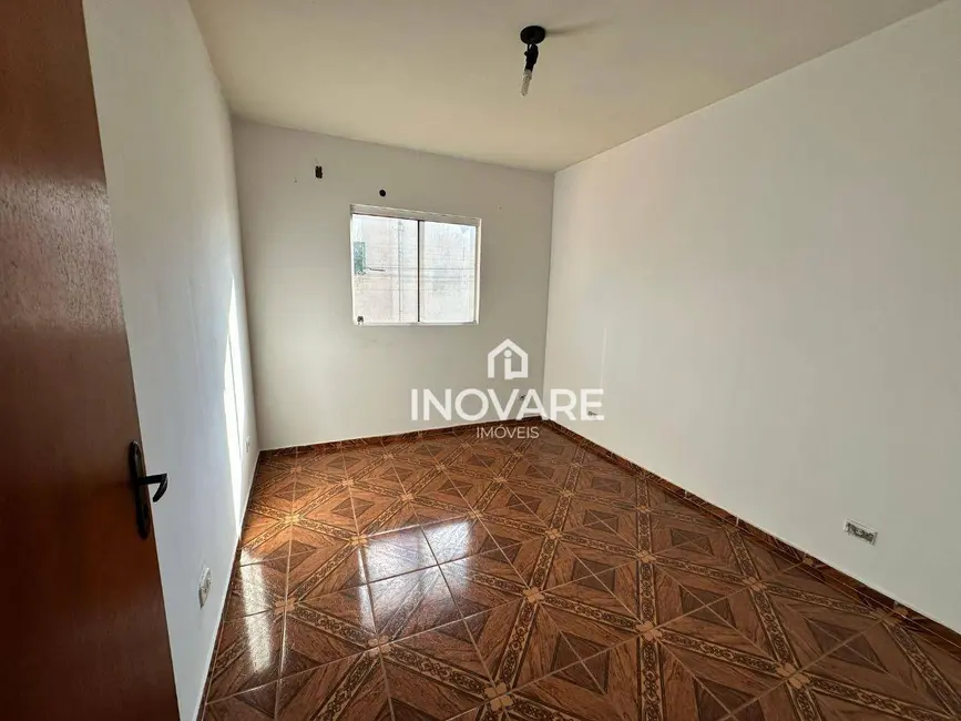 Casa com 3 quartos para alugar, 200m2 em Jardim América, Itumbiara - GO - imagem 6 Foto 6 de Casa com 3 quartos para alugar, 200m2 em Jardim América, Itumbiara - GO