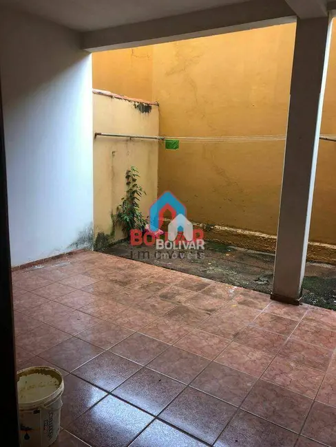 Casa com 3 quartos para alugar, 200m2 em Jardim América, Itumbiara - GO - imagem 9 Foto 9 de Casa com 3 quartos para alugar, 200m2 em Jardim América, Itumbiara - GO