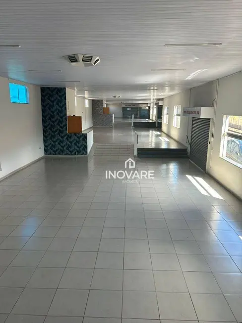Armazém / Galpão para alugar, 800m2 em Itumbiara - GO - imagem 4 Foto 4 de Armazém / Galpão para alugar, 800m2 em Itumbiara - GO