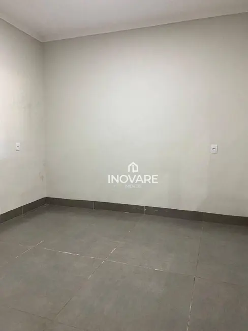 Armazém / Galpão para alugar, 360m2 em Itumbiara - GO - imagem 8 Foto 8 de Armazém / Galpão para alugar, 360m2 em Itumbiara - GO