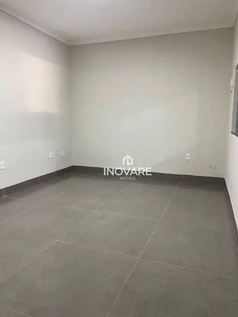 Armazém / Galpão para alugar, 360m2 em Itumbiara - GO - imagem 6 Foto 6 de Armazém / Galpão para alugar, 360m2 em Itumbiara - GO