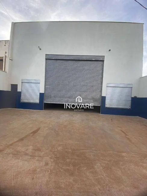 Foto 1 de Armazém / Galpão para alugar, 360m2 em Itumbiara - GO