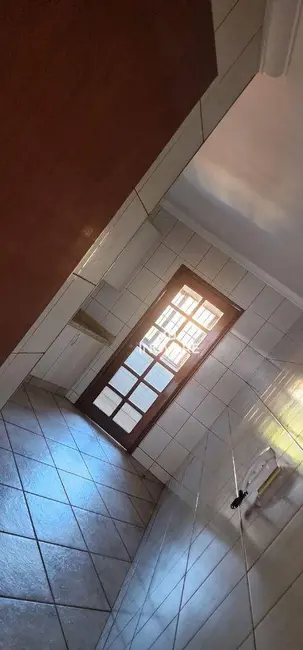 Casa com 4 quartos à venda, 133m2 em Itumbiara - GO - imagem 6 Foto 6 de Casa com 4 quartos à venda, 133m2 em Itumbiara - GO