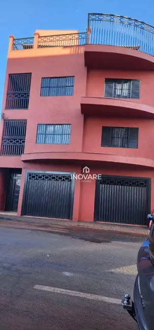 Foto 2 de Casa com 4 quartos à venda, 133m2 em Itumbiara - GO