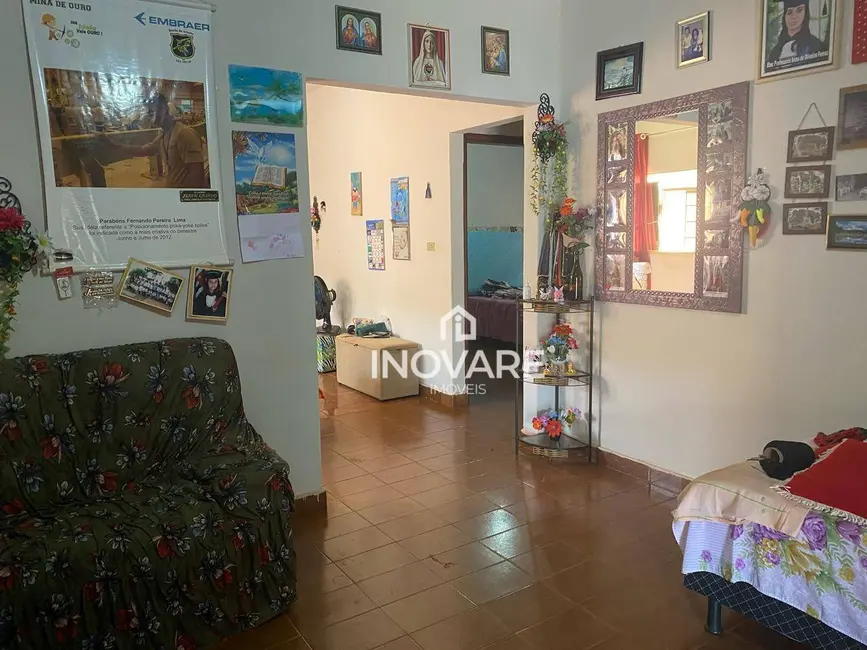 Casa com 2 quartos à venda, 360m2 em Itumbiara - GO - imagem 4 Foto 4 de Casa com 2 quartos à venda, 360m2 em Itumbiara - GO