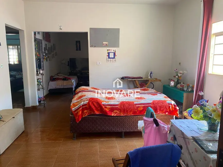 Casa com 2 quartos à venda, 360m2 em Itumbiara - GO - imagem 9 Foto 9 de Casa com 2 quartos à venda, 360m2 em Itumbiara - GO