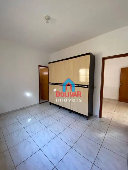Foto 7 de Casa com 3 quartos para alugar, 240m2 em Residencial Morada do Sol, Itumbiara - GO