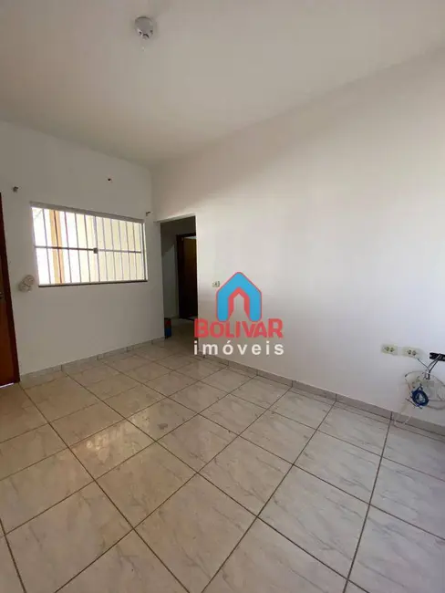 Foto 4 de Casa com 3 quartos para alugar, 240m2 em Residencial Morada do Sol, Itumbiara - GO